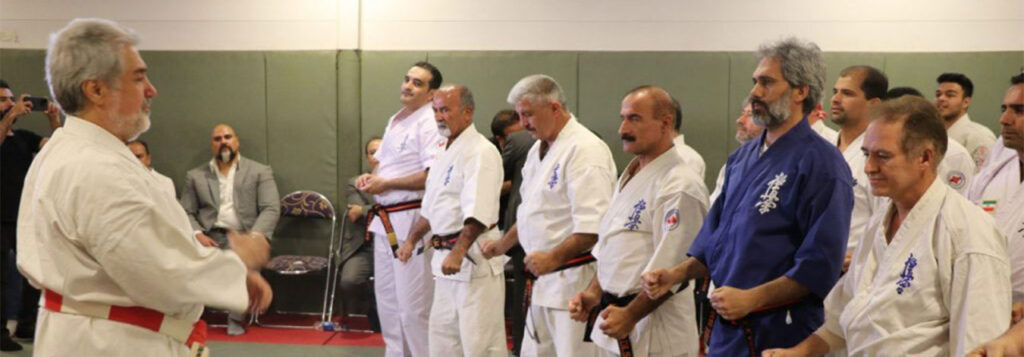 تصویر جلد آگهی